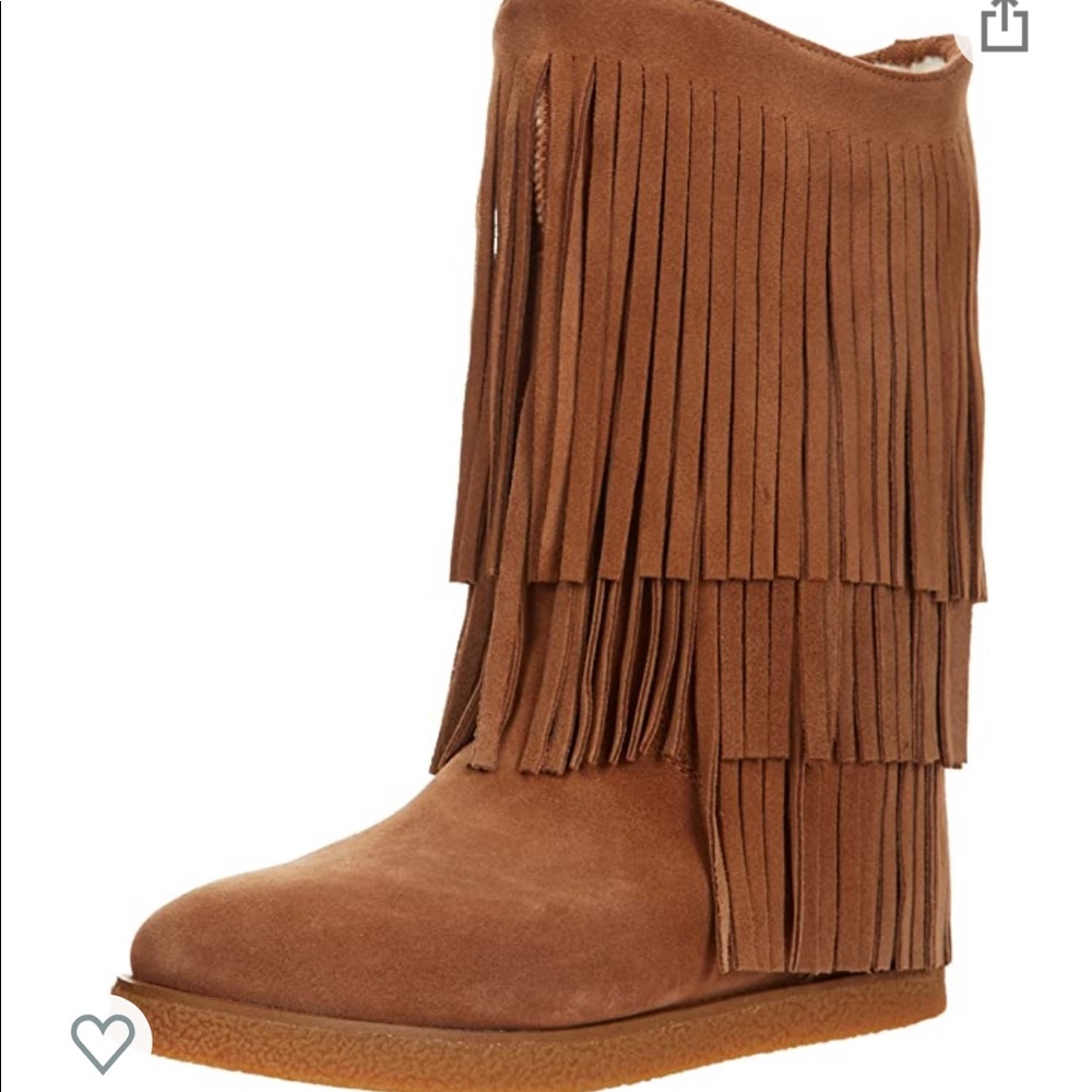 💰ISO💰  Koolaburra Fringe Boot